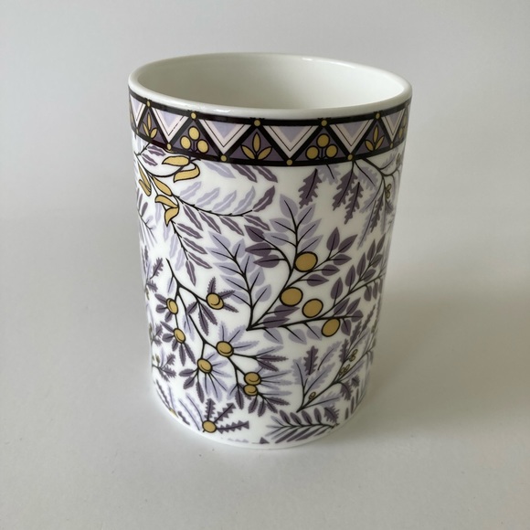 Cressida Bell for the Natural History Museum Mug - Picture 2 of 8